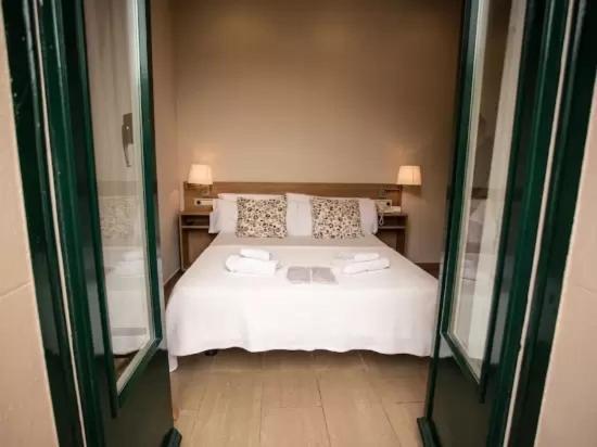 Hotel Kalima Caldes D'Estrach Dış mekan fotoğraf