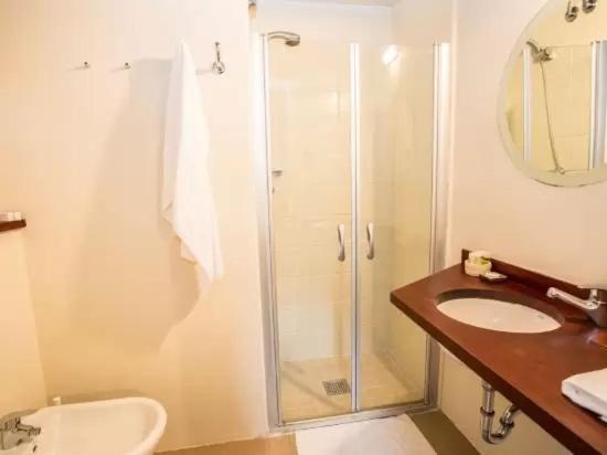 Hotel Kalima Caldes D'Estrach Dış mekan fotoğraf